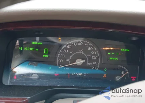 2003 Lincoln Town Car Executive из США, поврежденный, VIN 1LNHM81W83Y648227